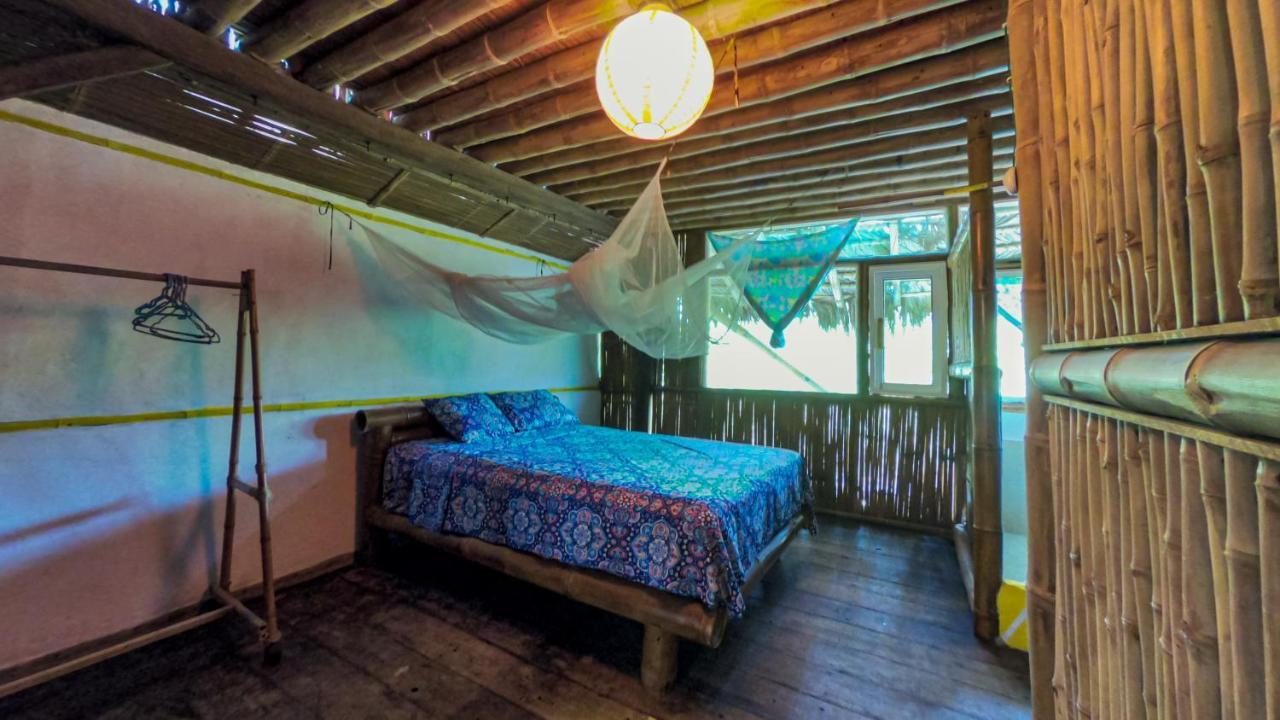 Raices Mompiche Hotel Bagian luar foto