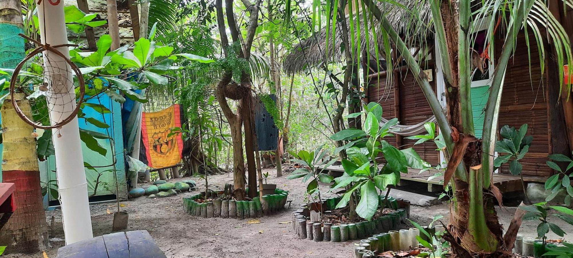 Raices Mompiche Hotel Ruang foto