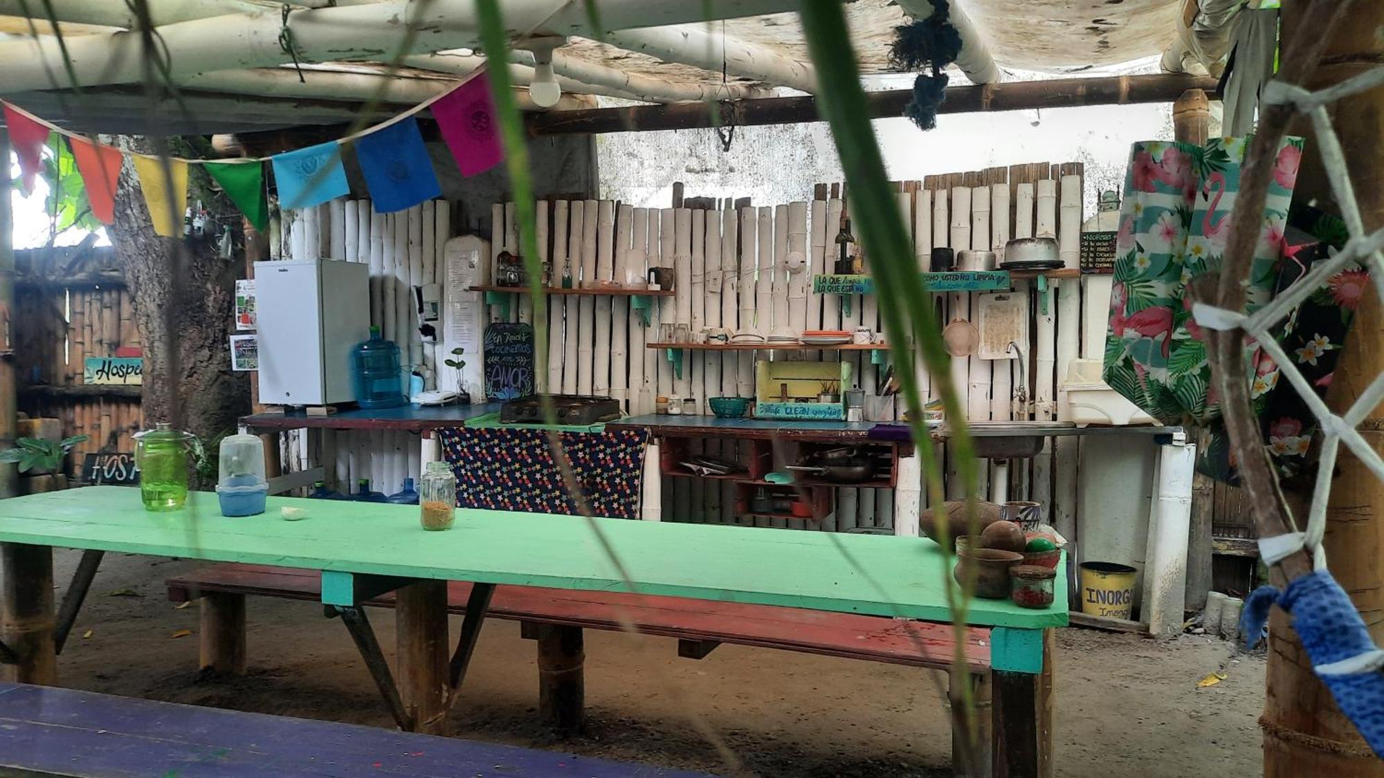 Raices Mompiche Hotel Bagian luar foto